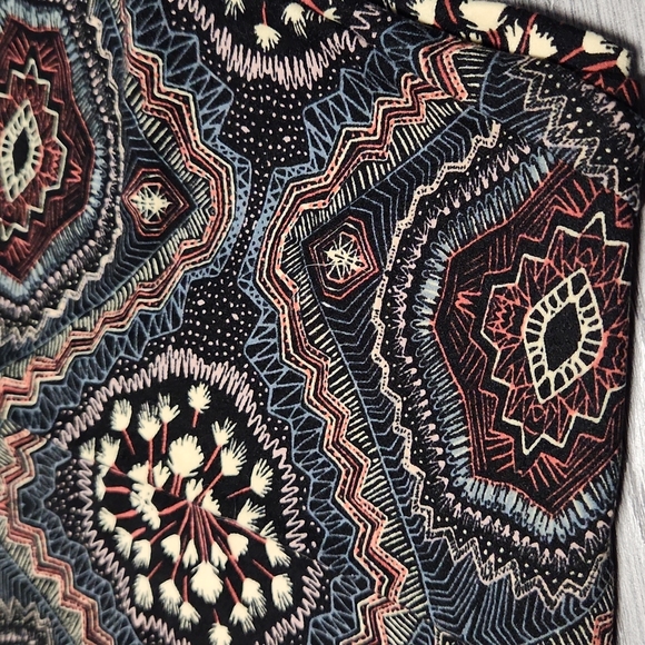 LuLaRoe S/M leggings - Picture 2 of 2